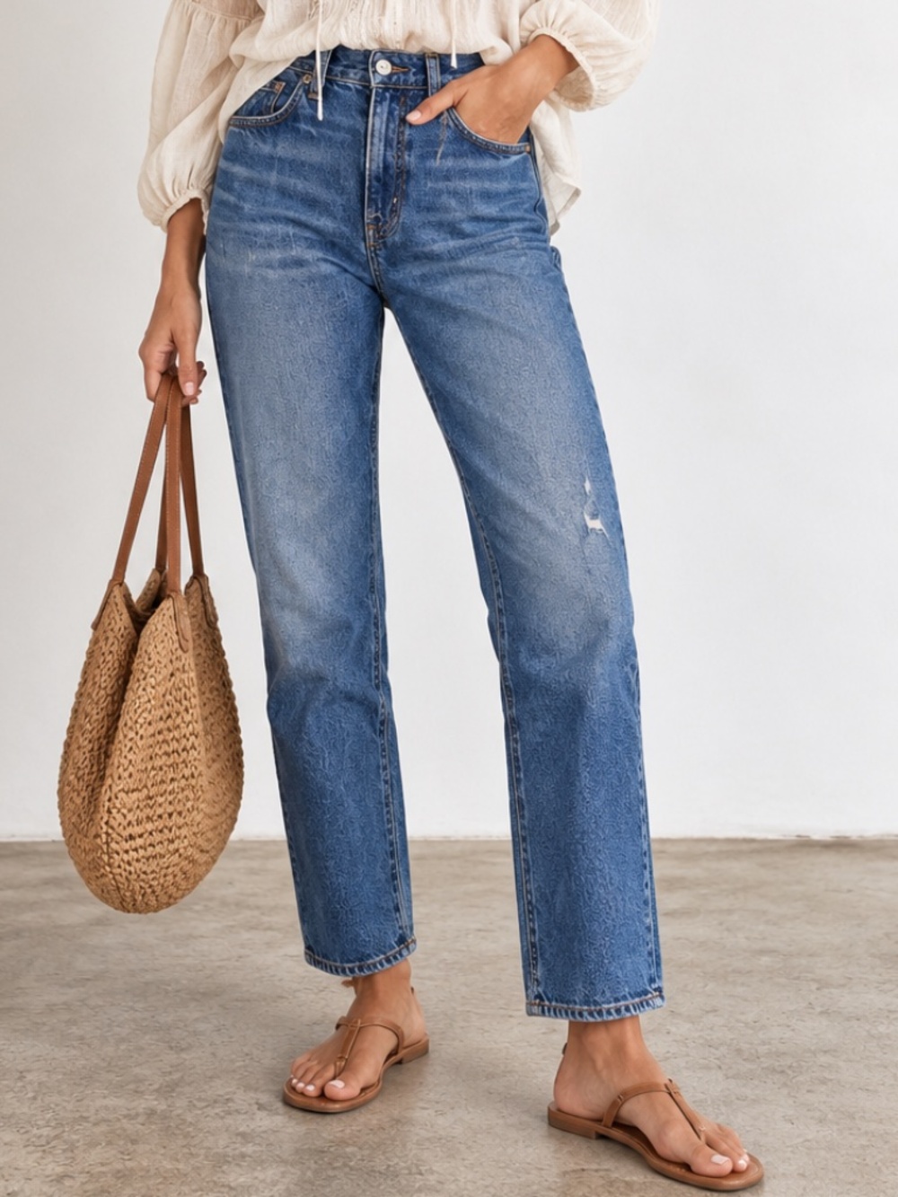 NILI LOTAN High Rise Straight Leg Classic Wash Distressed Blue Boho Denim 25 EUC
